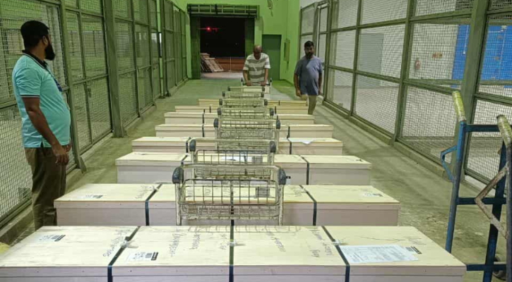 দেশে ফিরল ৮ প্রবাসীর লাশ, শোকের ছায়া 
